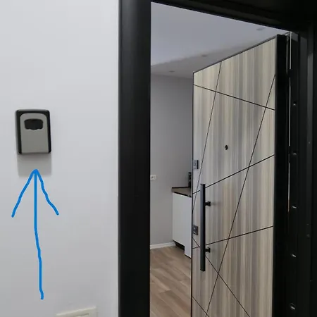 New Bazaar Kristi 05 ティラナ